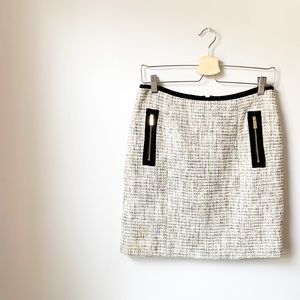 Vince Camuto Contrast Waist Boucle Skirt